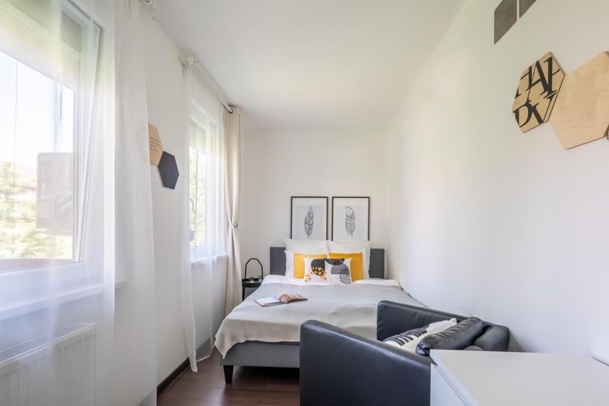 Sunny Balcony - Cute And Cozy Apartment Budapesta Exterior foto